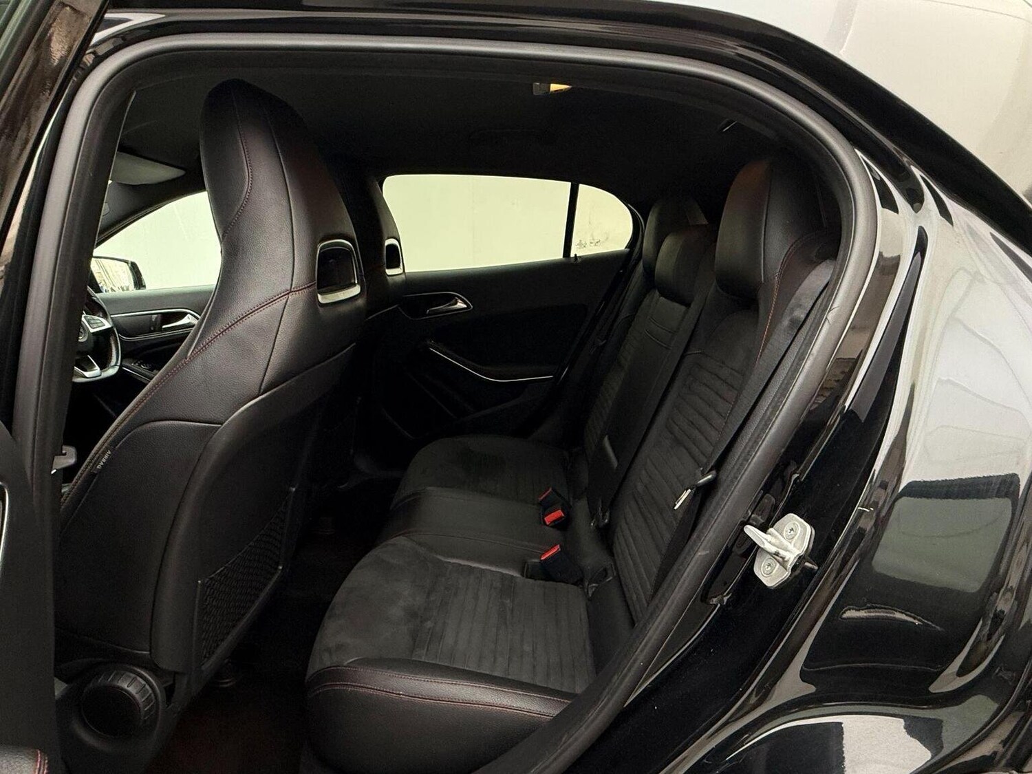 Used Mercedes-Benz GLA 2016 for sale - 76744194: Photo 38