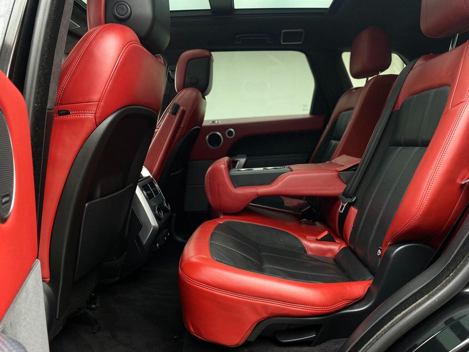 Used Land Rover Range Rover Sport 2019 for sale - 76744150: Photo 33