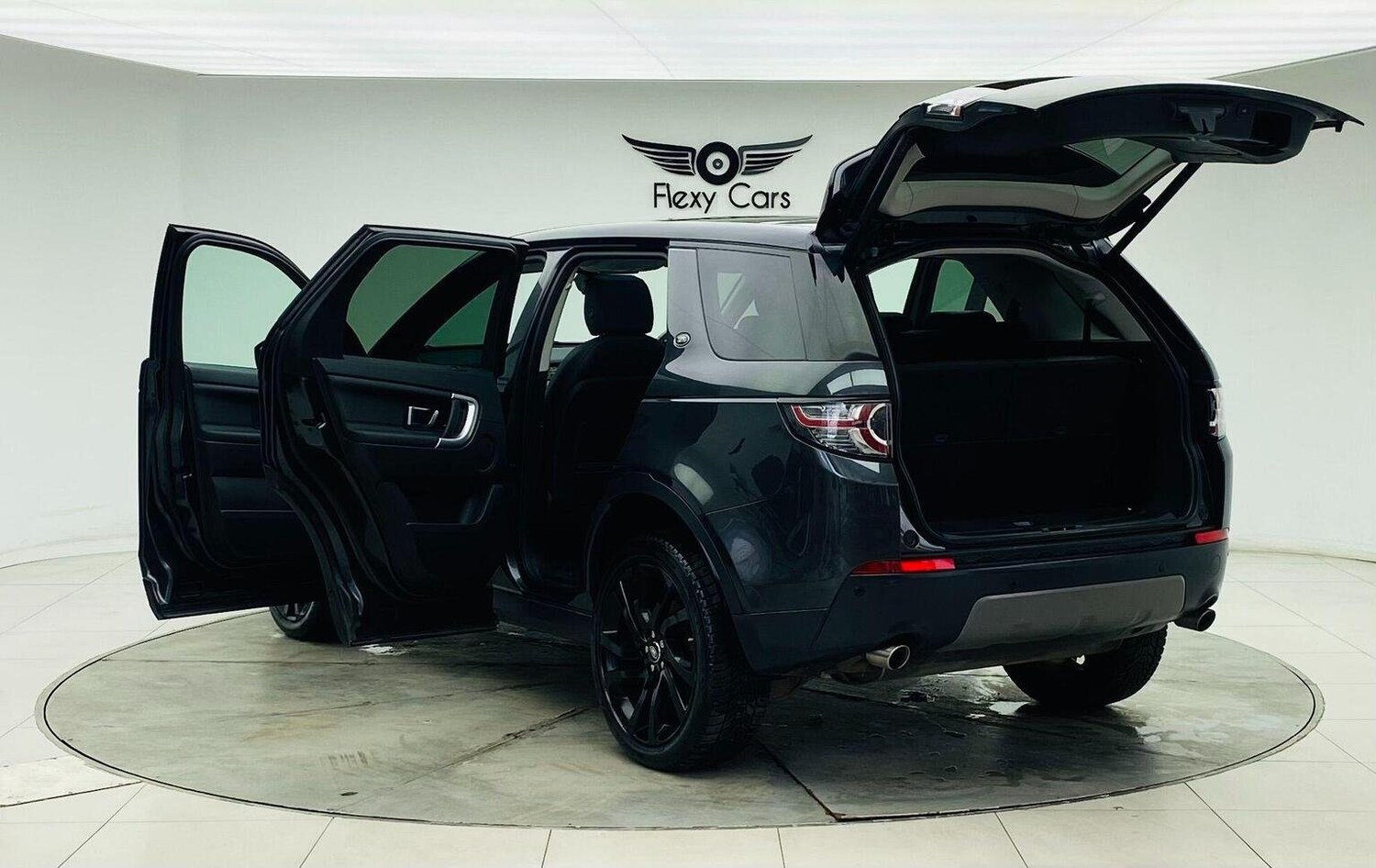 Used Land Rover Discovery Sport 2017 for sale - 76744162: Photo 15