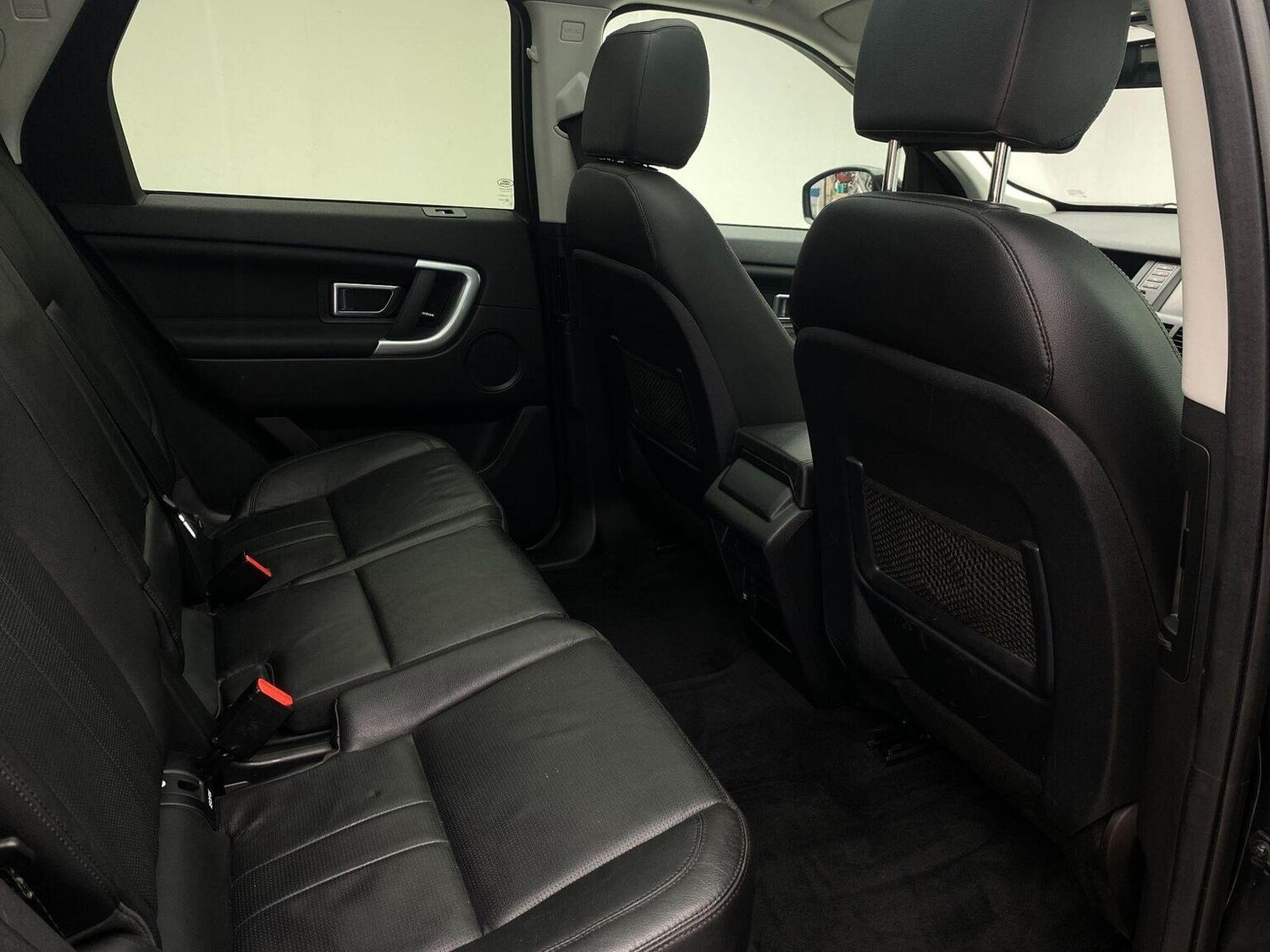 Used Land Rover Discovery Sport 2017 for sale - 76744162: Photo 35