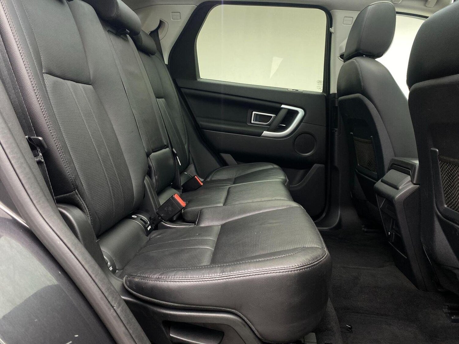 Used Land Rover Discovery Sport 2017 for sale - 76744162: Photo 36