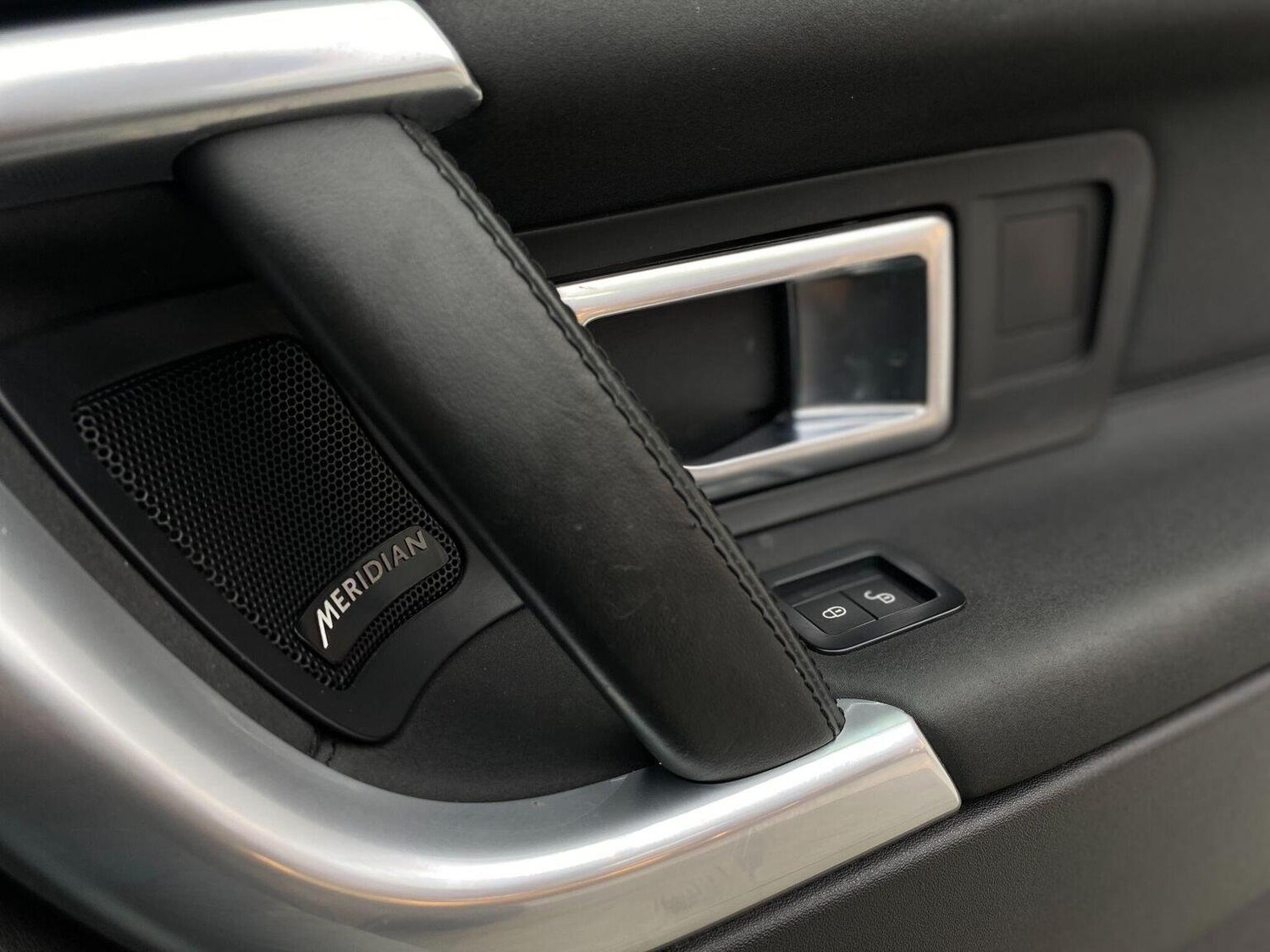 Used Land Rover Discovery Sport 2017 for sale - 76744162: Photo 39