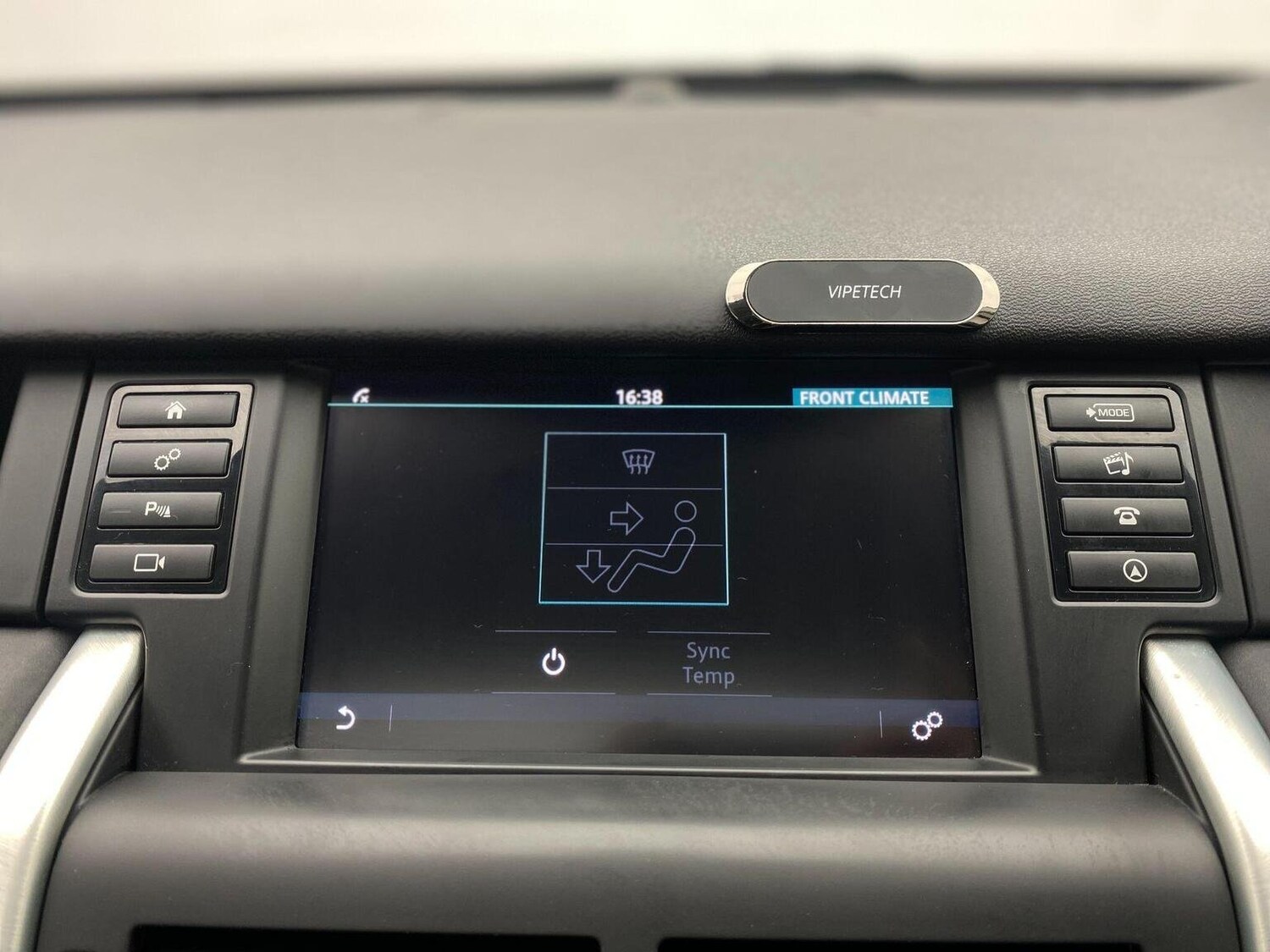 Used Land Rover Discovery Sport 2017 for sale - 76744162: Photo 47