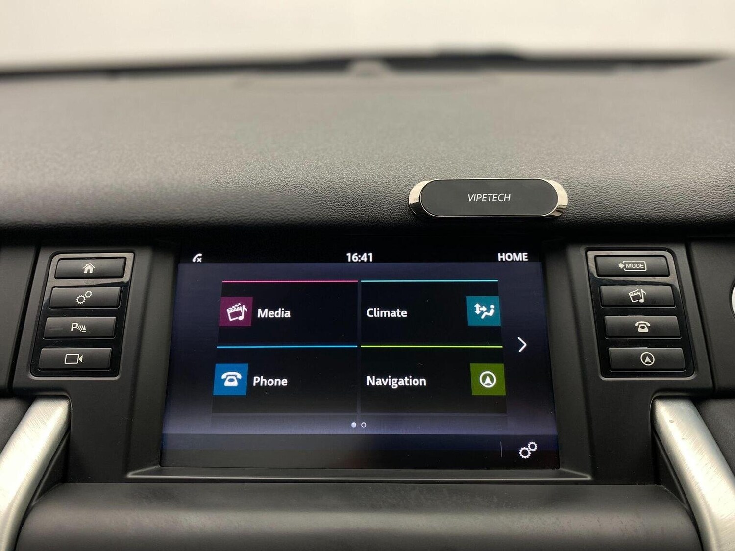 Used Land Rover Discovery Sport 2017 for sale - 76744162: Photo 51