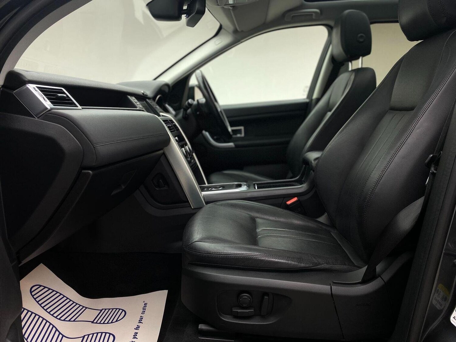 Used Land Rover Discovery Sport 2017 for sale - 76744162: Photo 56