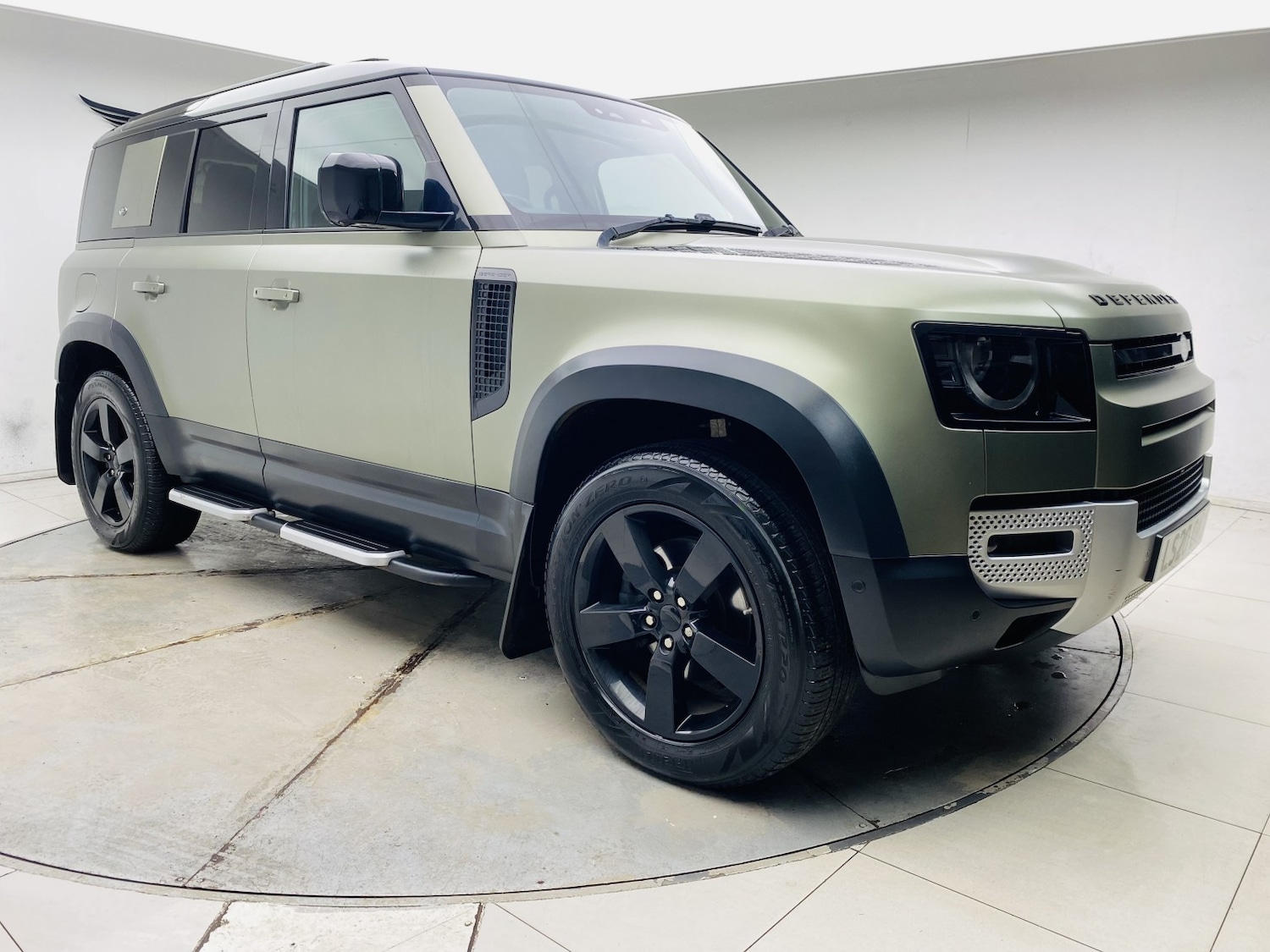 Used Land Rover Defender 110 2020 for sale - 76769804: Photo 19