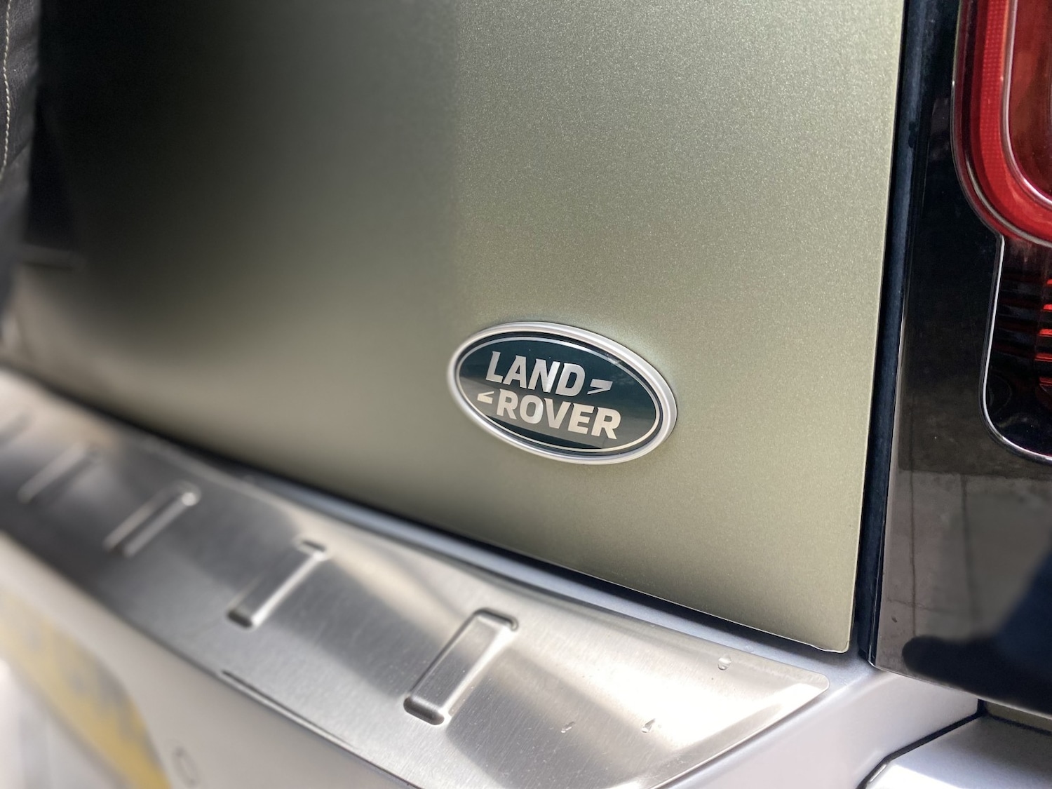 Used Land Rover Defender 110 2020 for sale - 76769804: Photo 34