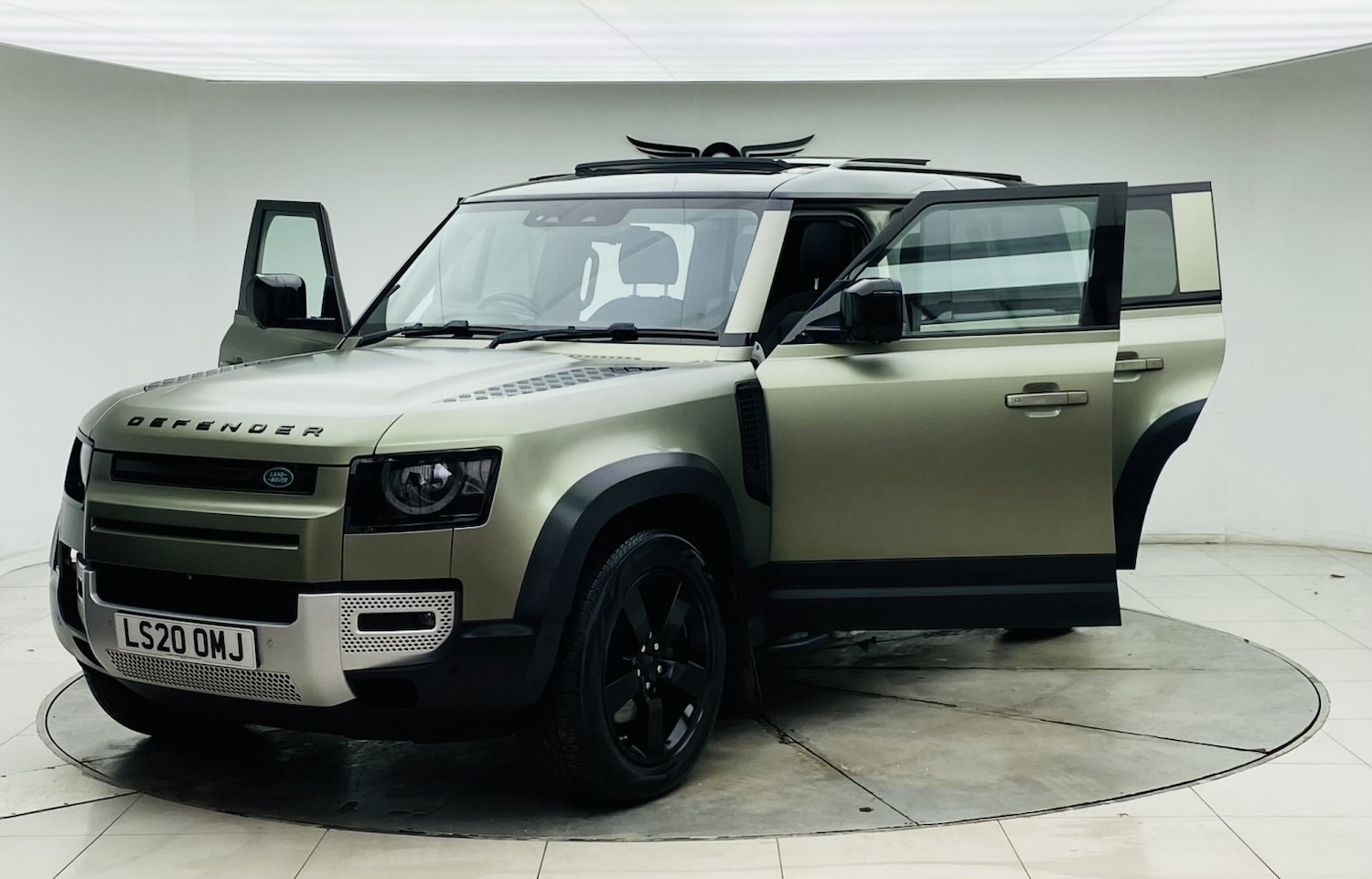 Used Land Rover Defender 110 2020 for sale - 76769804: Photo 44