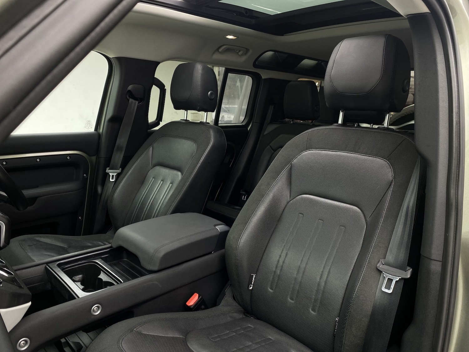 Used Land Rover Defender 110 2020 for sale - 76769804: Photo 48