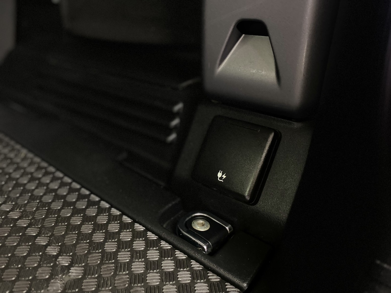 Used Land Rover Defender 110 2020 for sale - 76769804: Photo 52