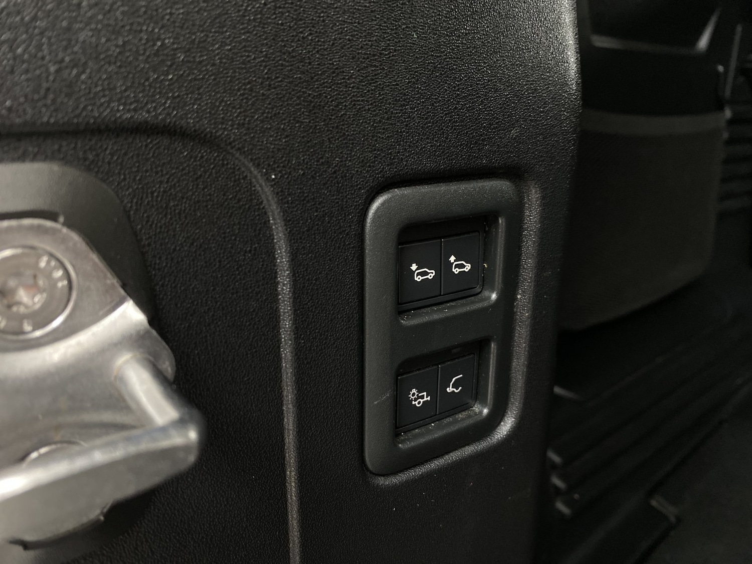 Used Land Rover Defender 110 2020 for sale - 76769804: Photo 53