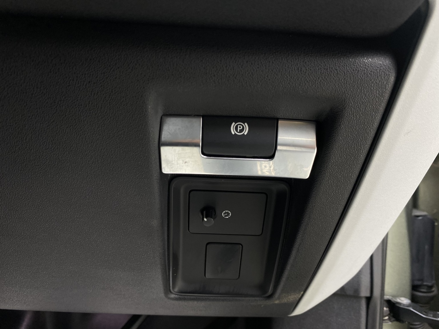 Used Land Rover Defender 110 2020 for sale - 76769804: Photo 63