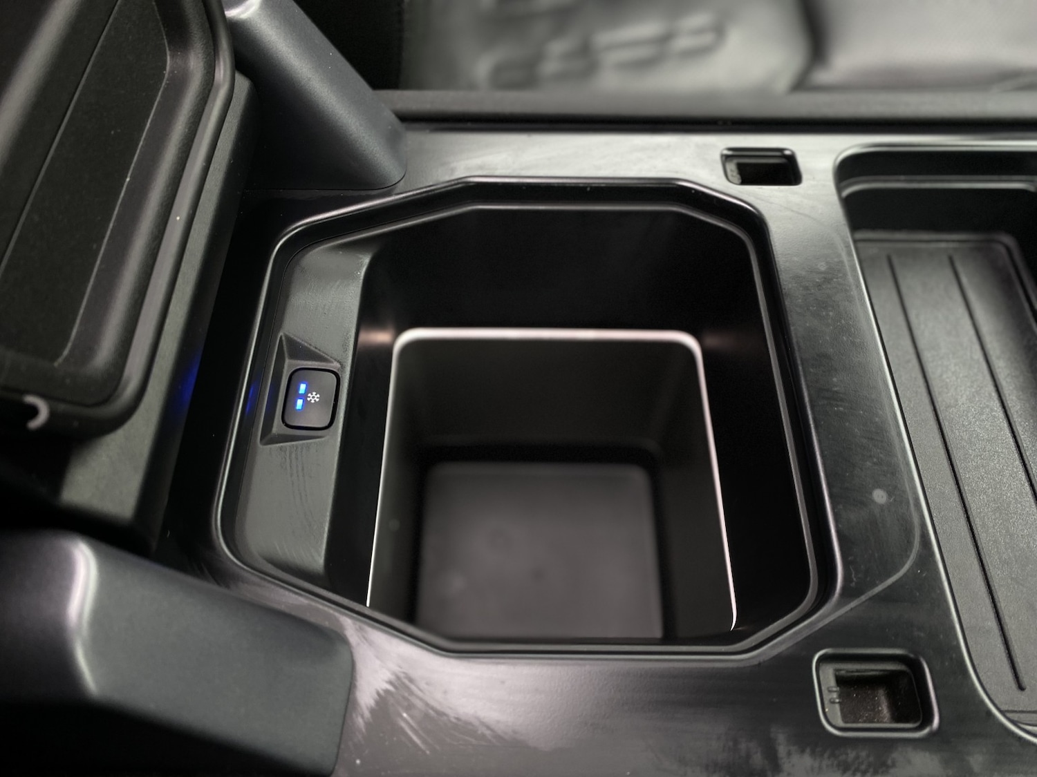 Used Land Rover Defender 110 2020 for sale - 76769804: Photo 70