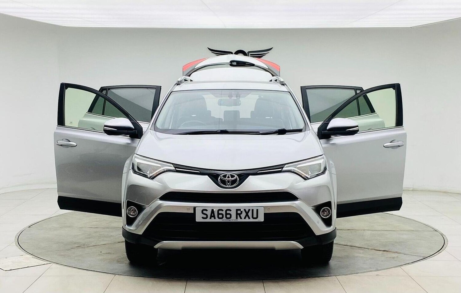 Used Toyota RAV4 2016 for sale - 76744184: Photo 10