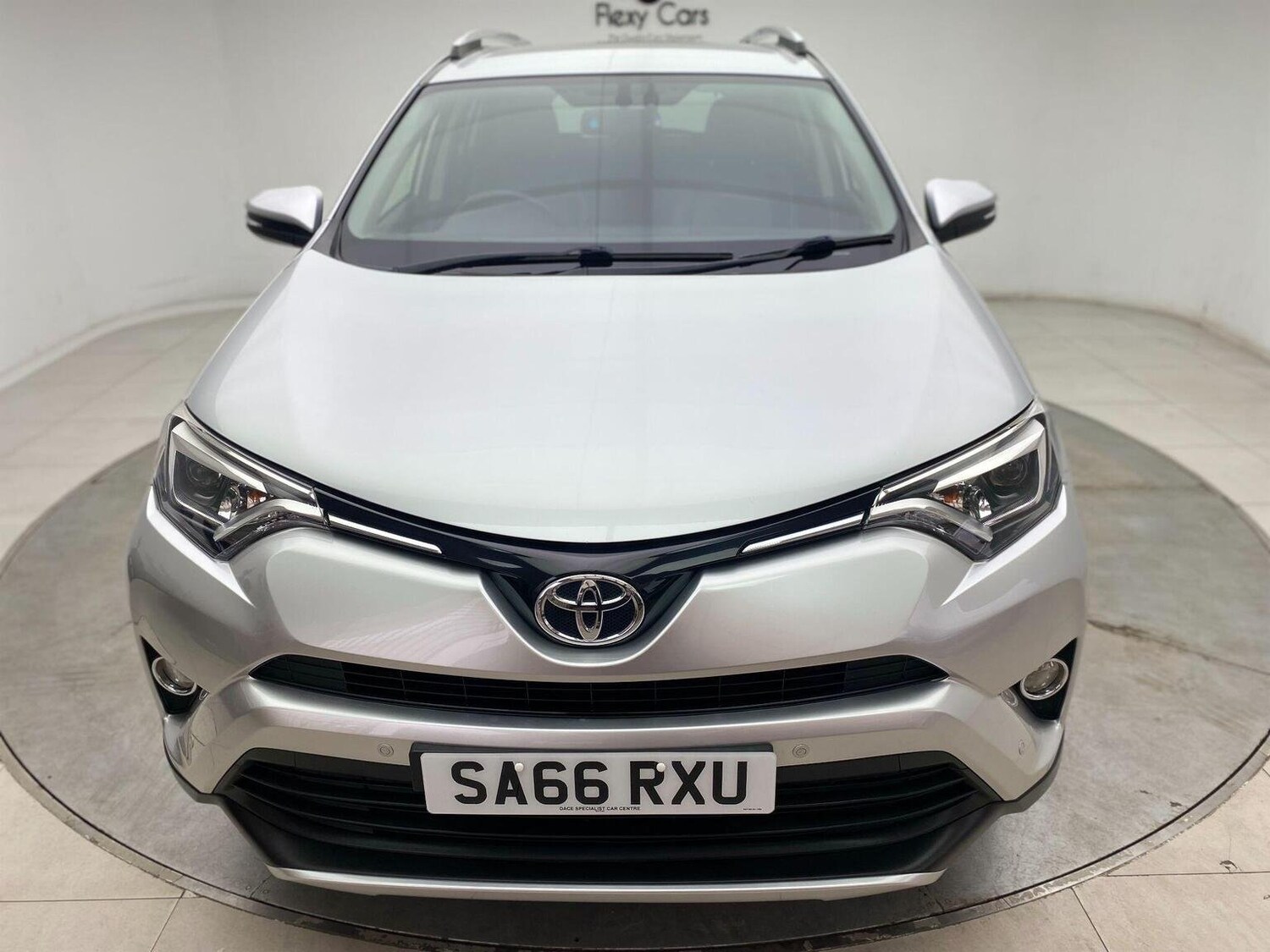 Used Toyota RAV4 2016 for sale - 76744184: Photo 11