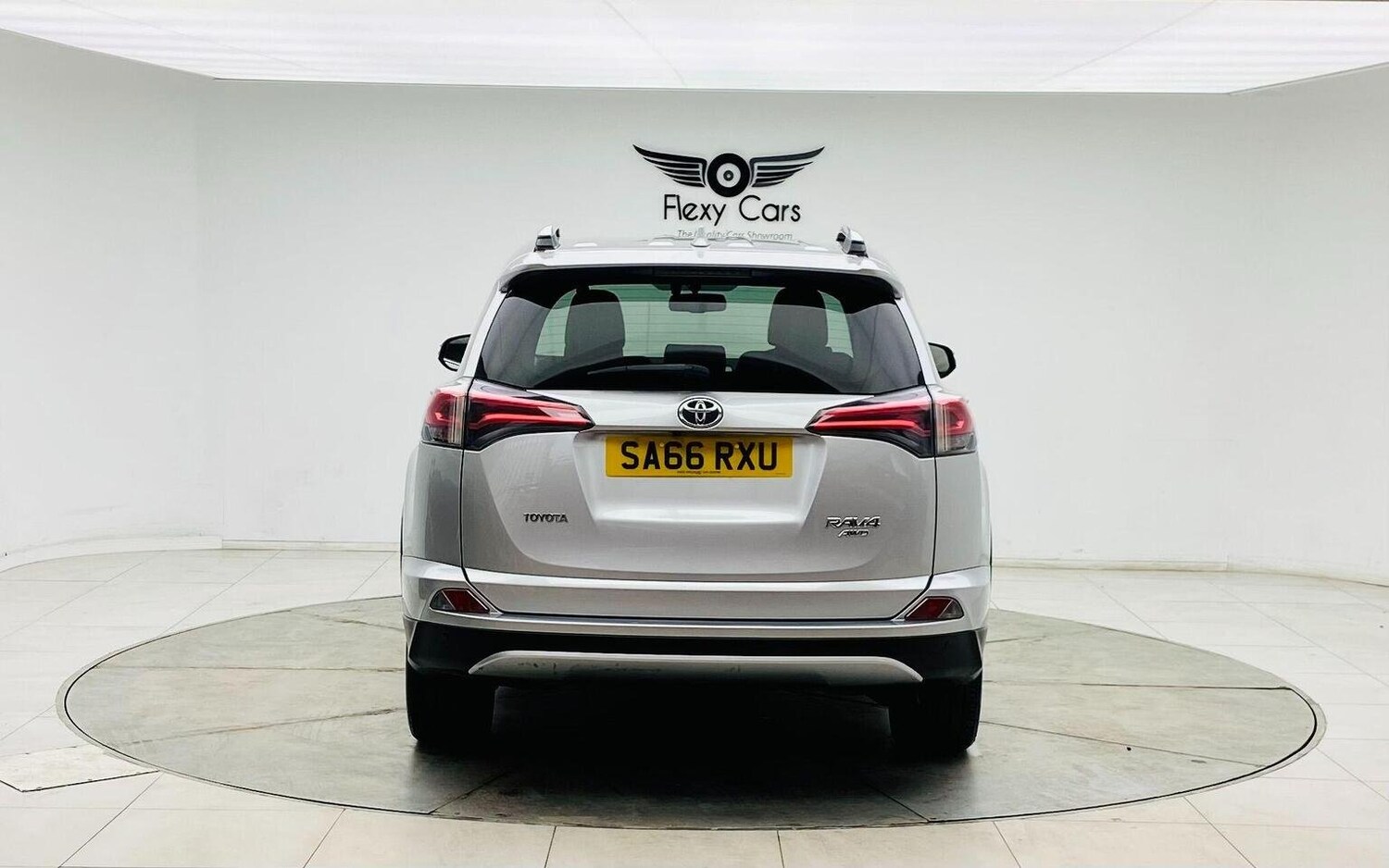 Used Toyota RAV4 2016 for sale - 76744184: Photo 17