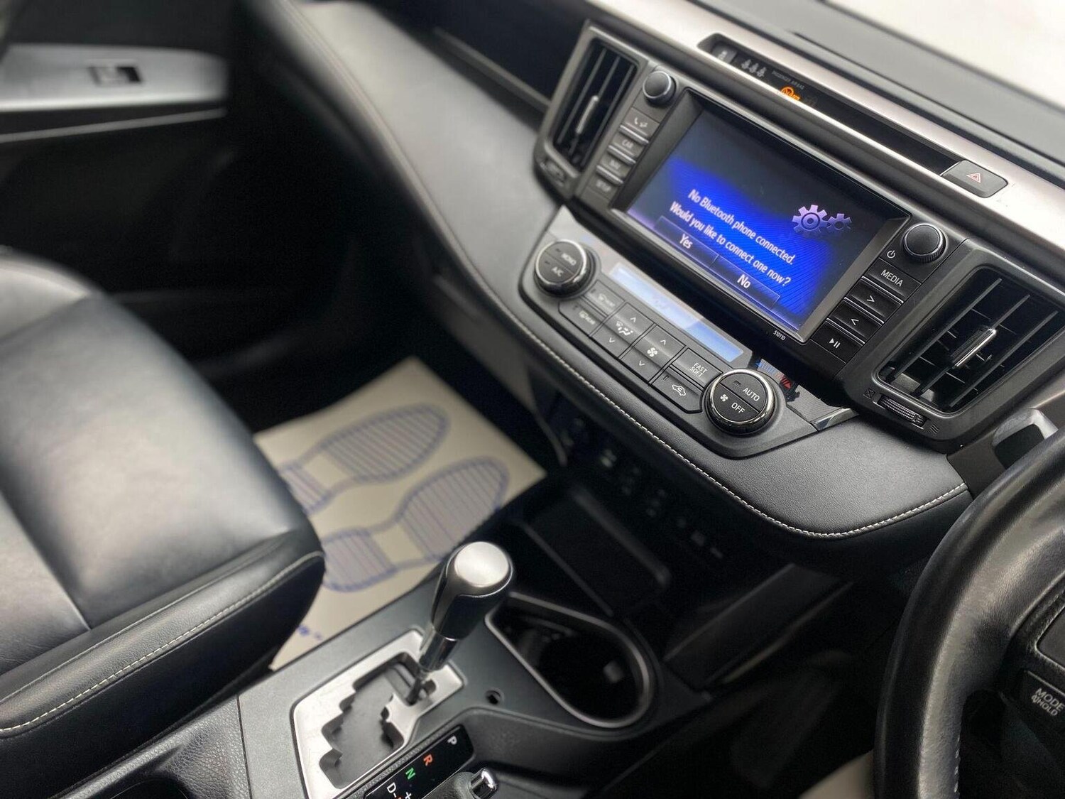 Used Toyota RAV4 2016 for sale - 76744184: Photo 29