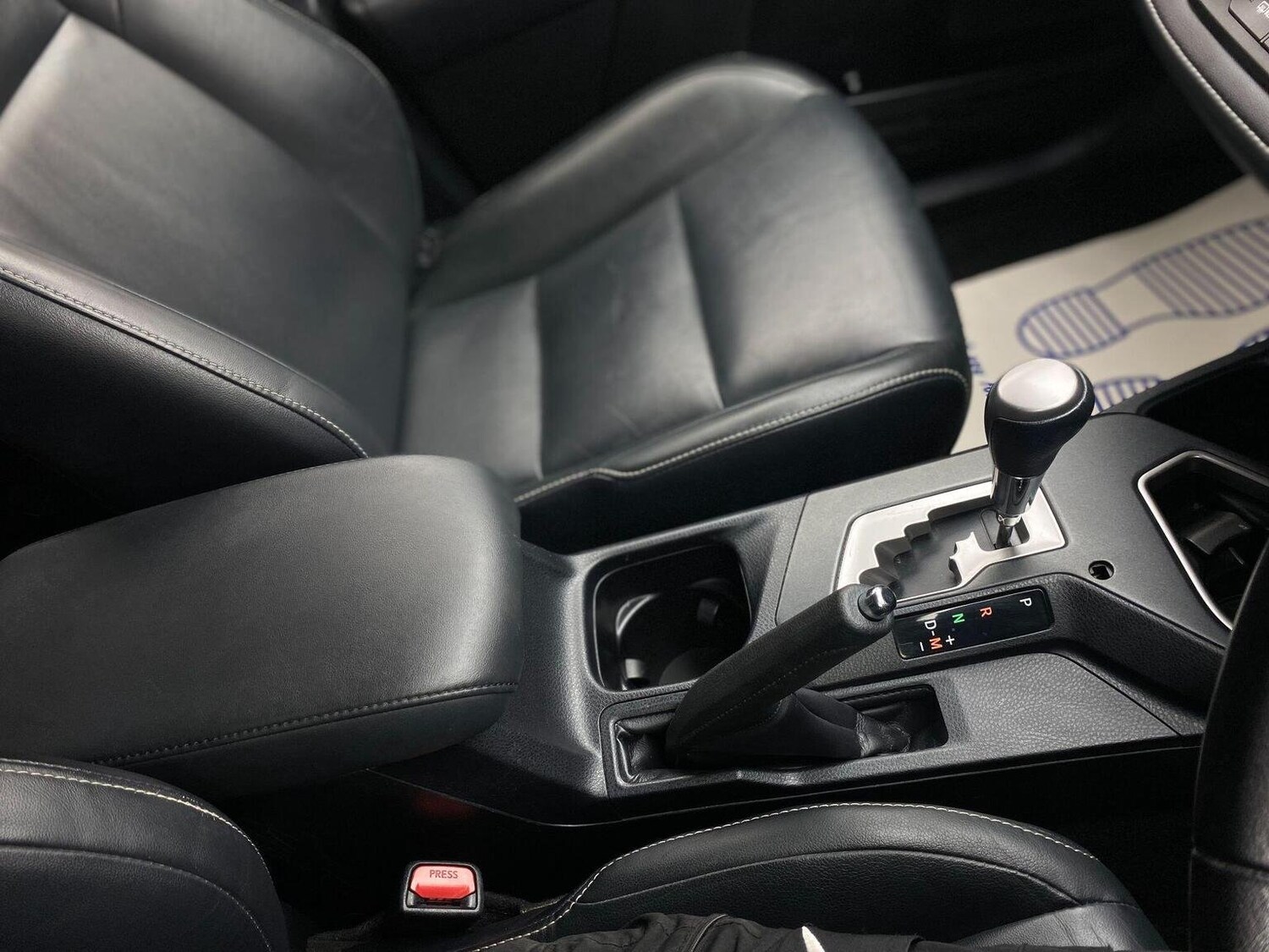 Used Toyota RAV4 2016 for sale - 76744184: Photo 32