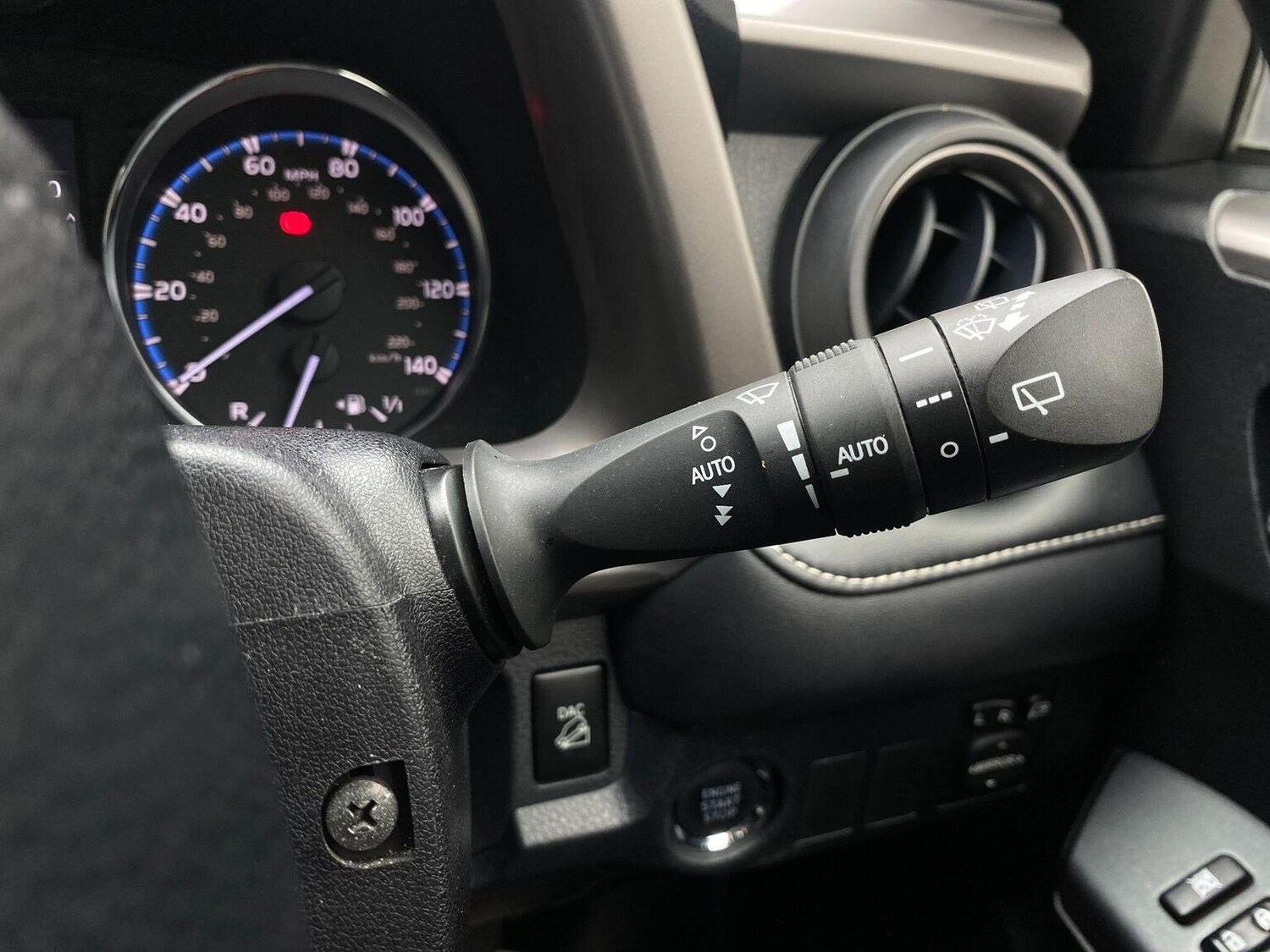 Used Toyota RAV4 2016 for sale - 76744184: Photo 42