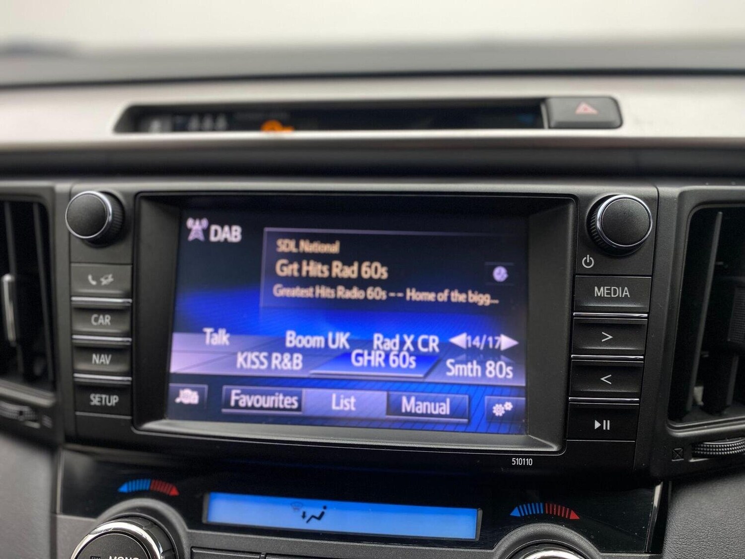 Used Toyota RAV4 2016 for sale - 76744184: Photo 51