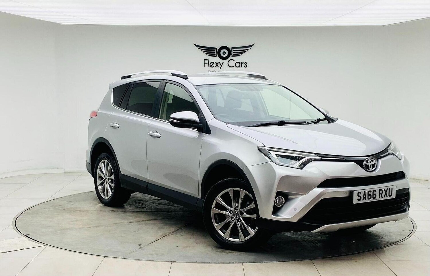 Used Toyota RAV4 2016 for sale - 76744184: Photo 7