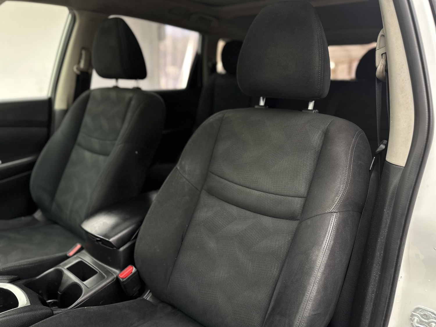 Used Nissan X-Trail 2016 for sale - 76769818: Photo 39