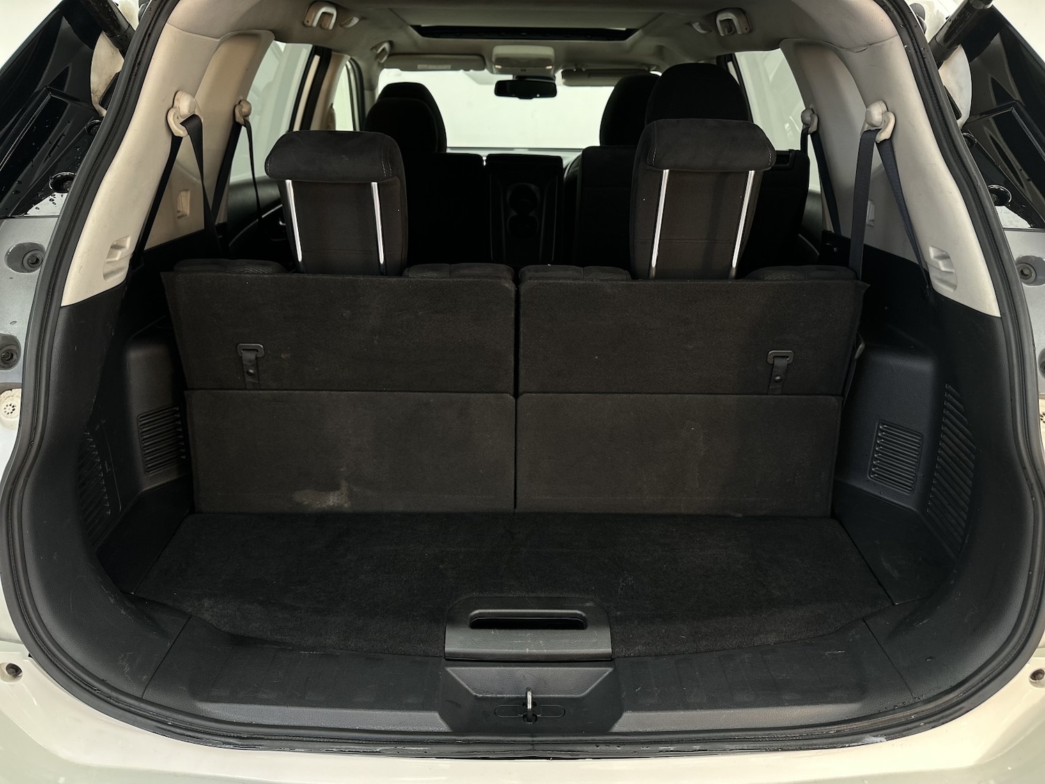 Used Nissan X-Trail 2016 for sale - 76769818: Photo 43