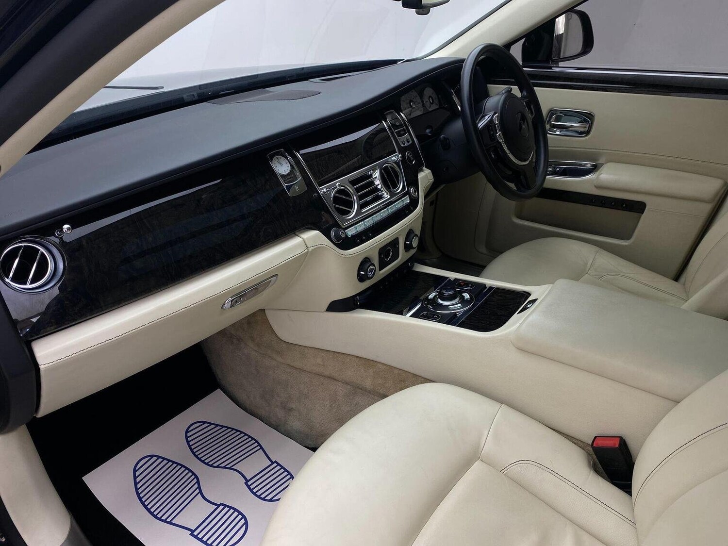 Used Rolls-Royce Ghost 2013 for sale - 76744161: Photo 28