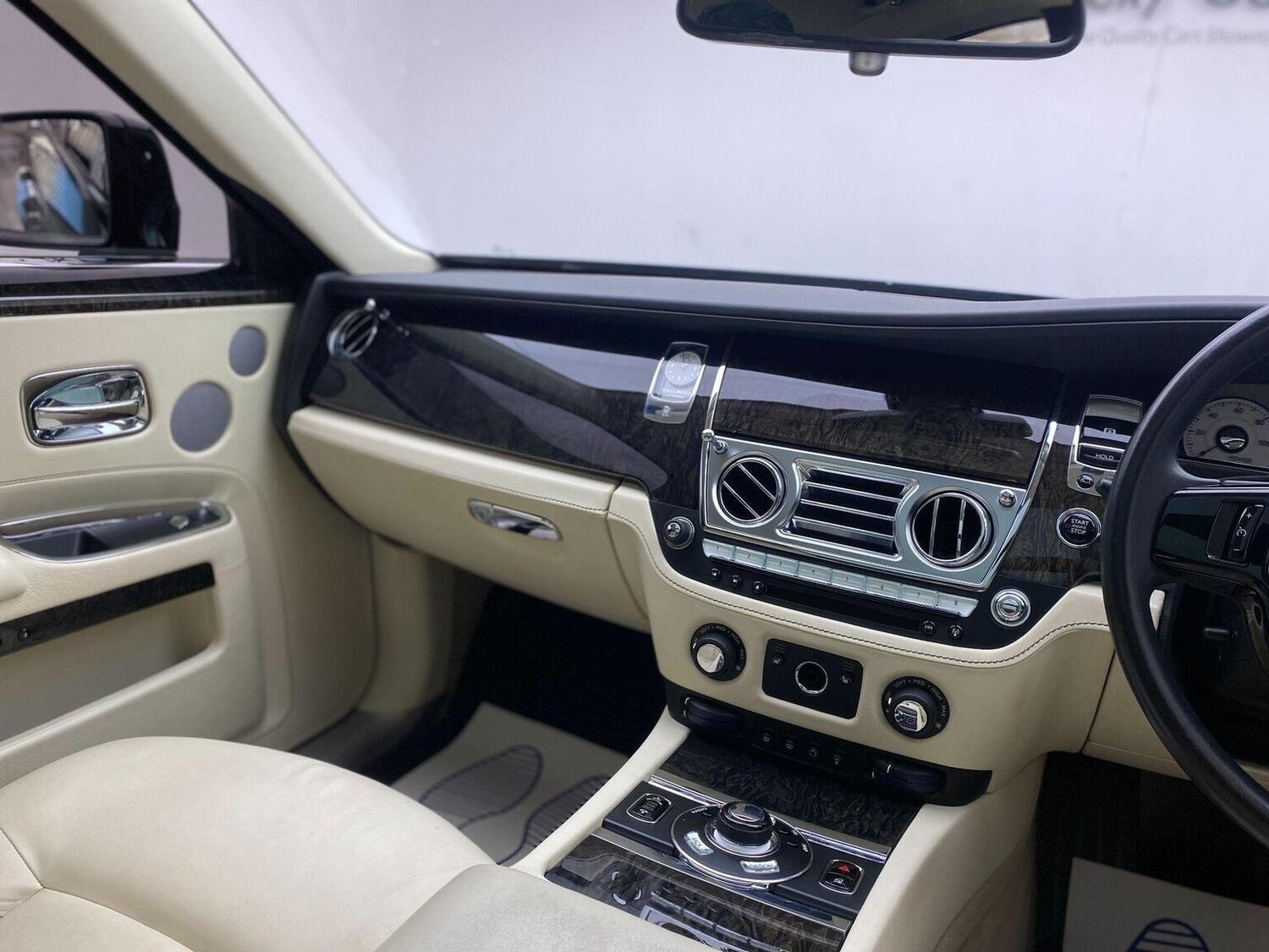 Used Rolls-Royce Ghost 2013 for sale - 76744161: Photo 30