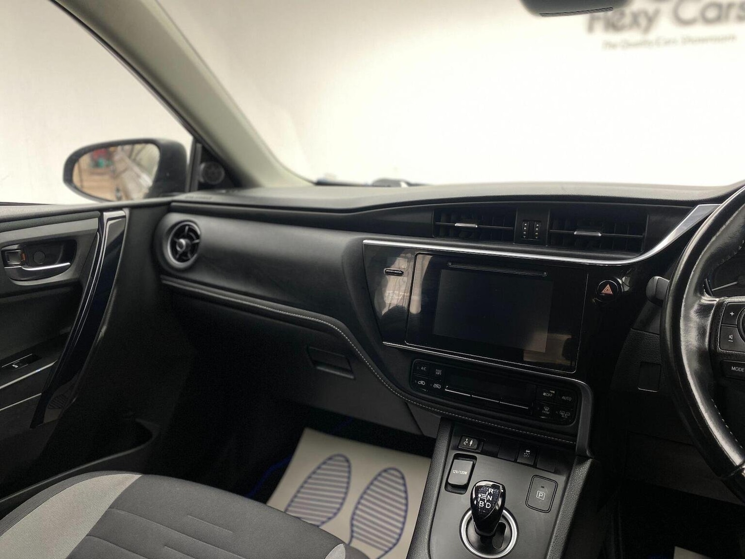 Used Toyota Auris 2017 for sale - 76744170: Photo 26