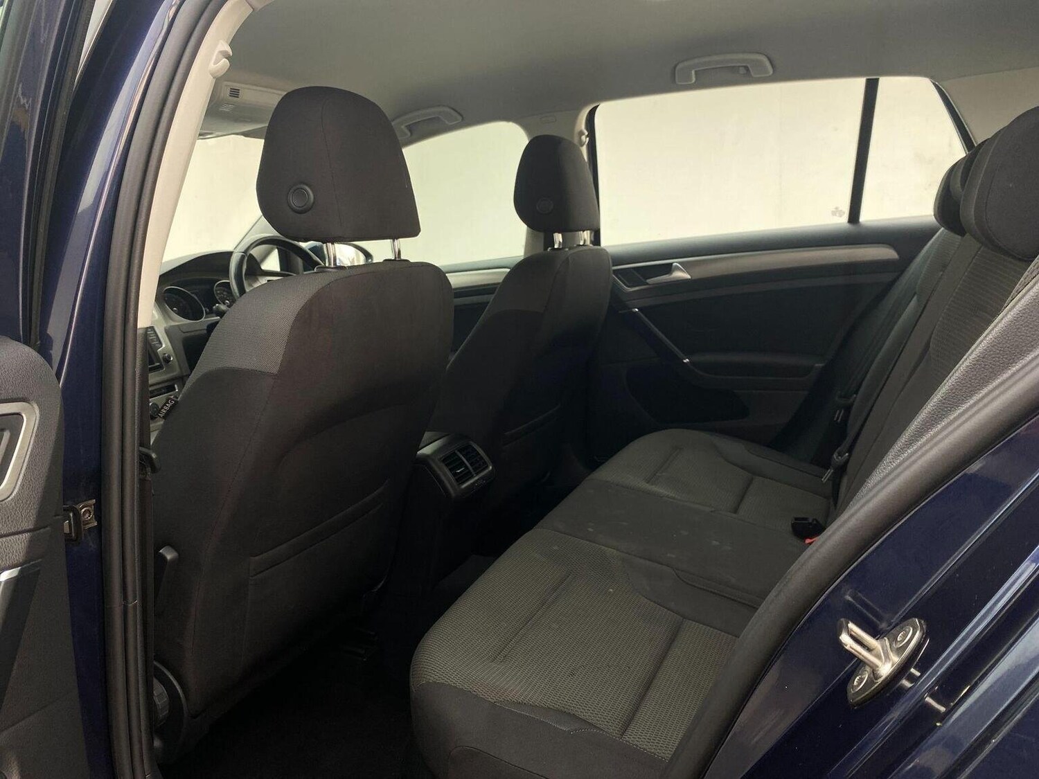 Used Volkswagen Golf 2016 for sale - 76744193: Photo 34