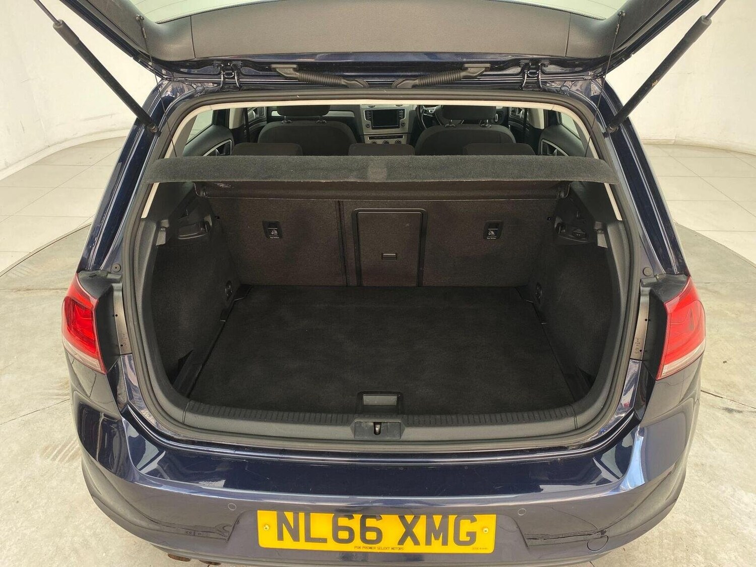 Used Volkswagen Golf 2016 for sale - 76744193: Photo 35