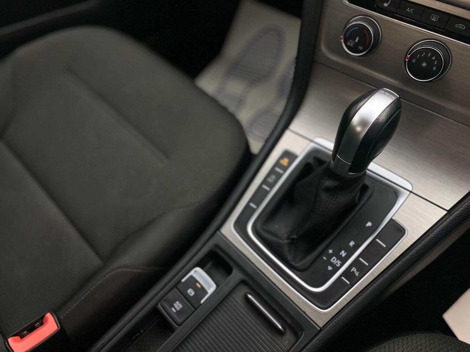 Used Volkswagen Golf 2016 for sale - 76744193: Photo 44