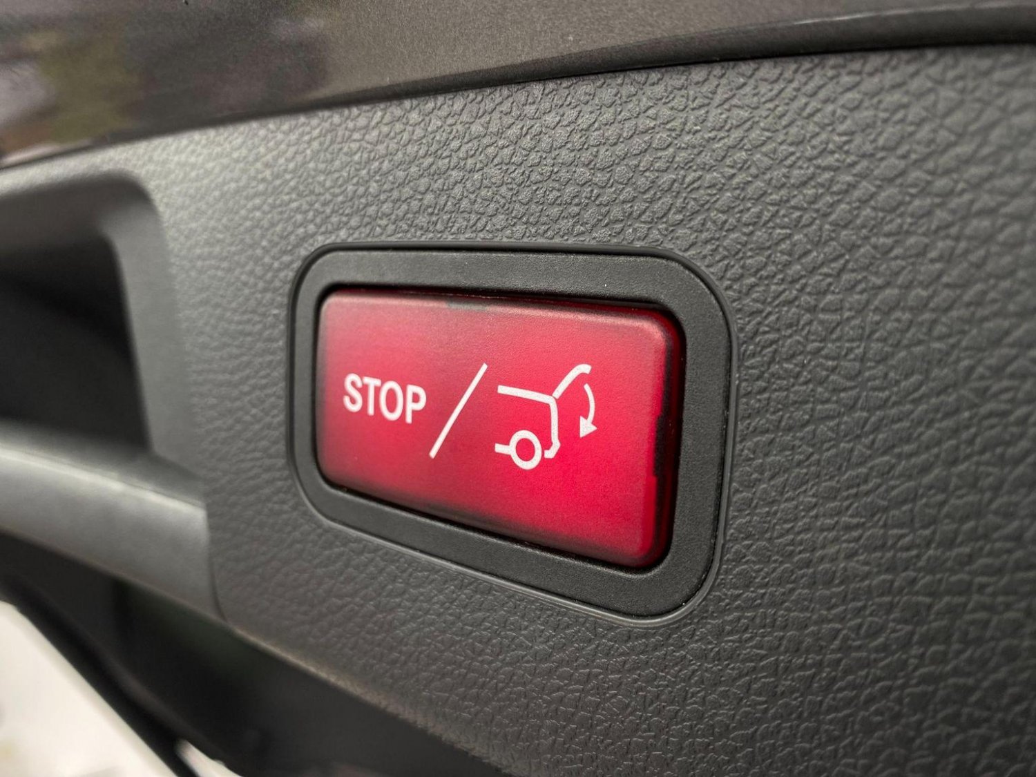 Used Mercedes-Benz GLA 2018 for sale - 76794541: Photo 51