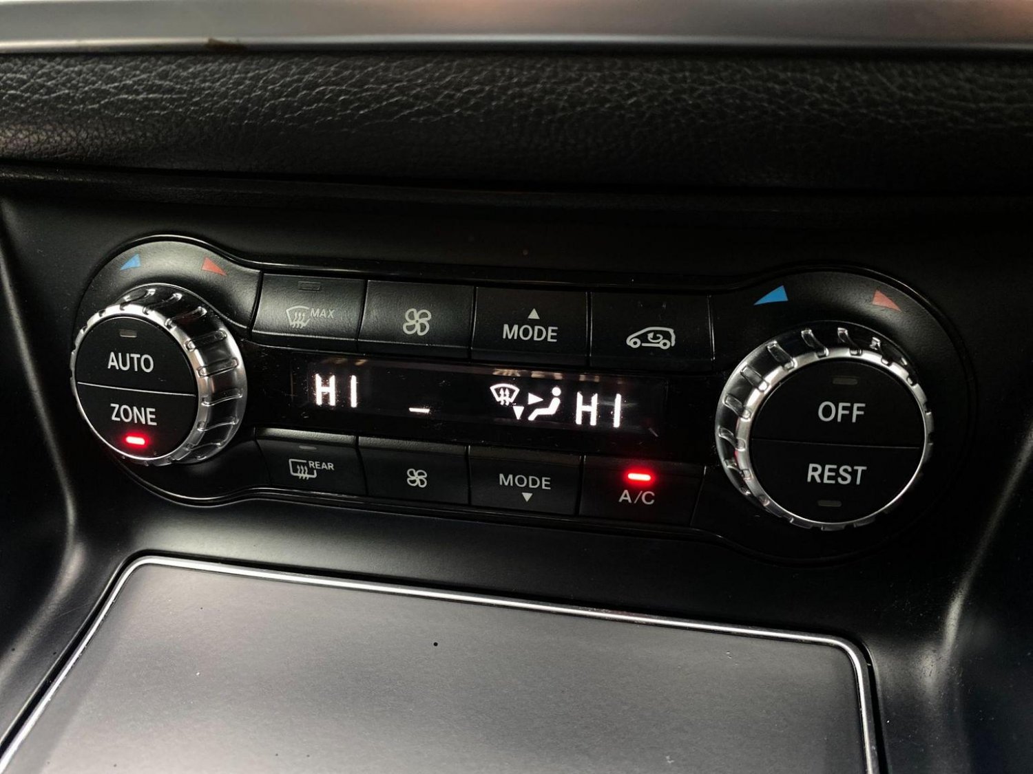 Used Mercedes-Benz GLA 2018 for sale - 76794541: Photo 65