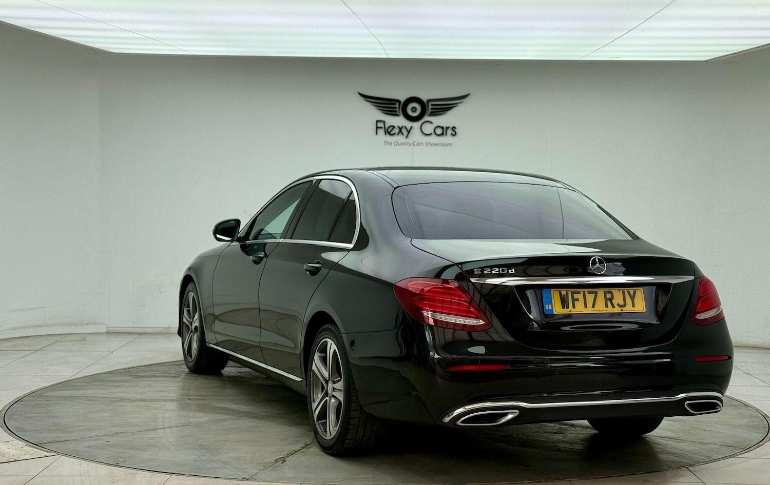 Used Mercedes-Benz E Class 2017 for sale - 76794687: Photo 11