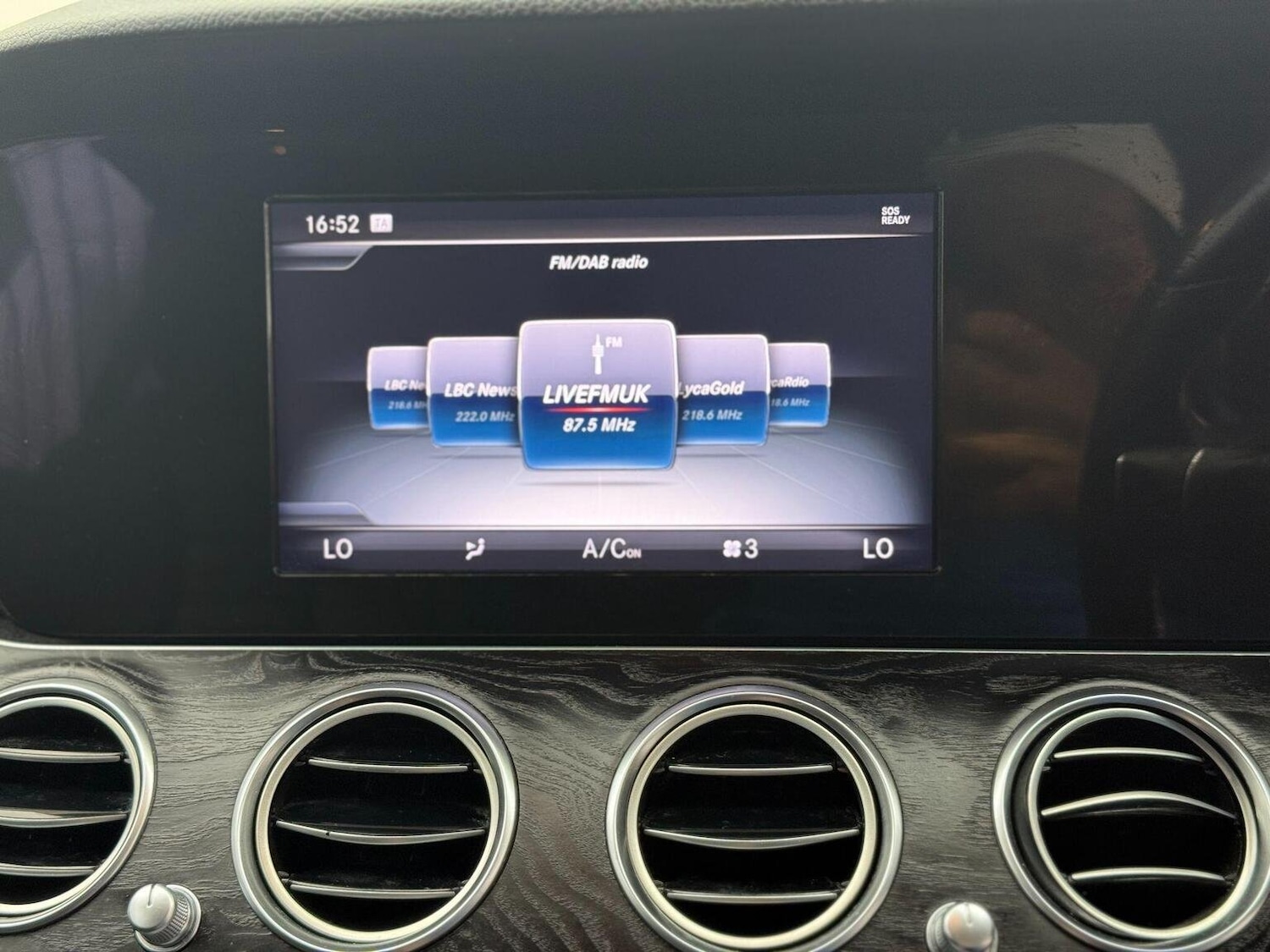 Used Mercedes-Benz E Class 2017 for sale - 76794687: Photo 41