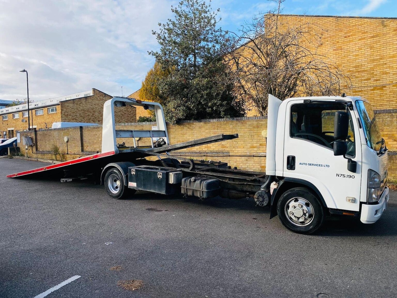 Used Isuzu Forward 2014 for sale - 76744164: Photo 2