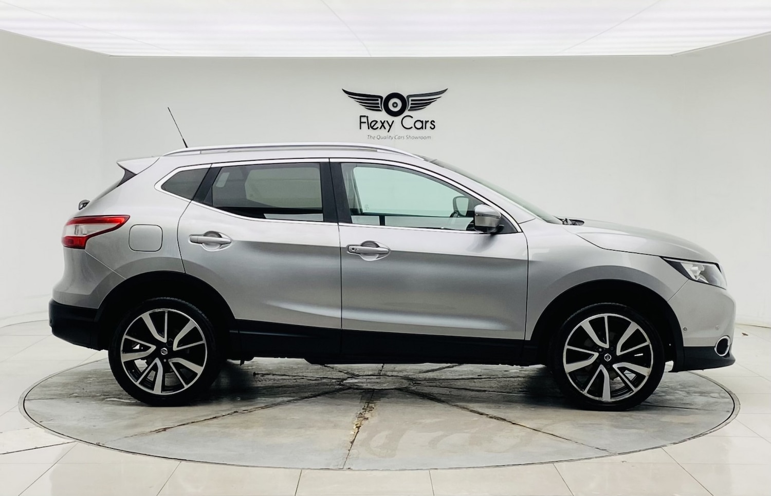 Used Nissan Qashqai 2016 for sale - 76744138: Photo 3