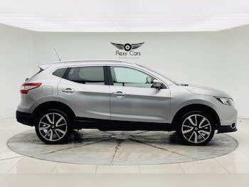 Used Nissan Qashqai 2016 for sale - 76744138: Photo