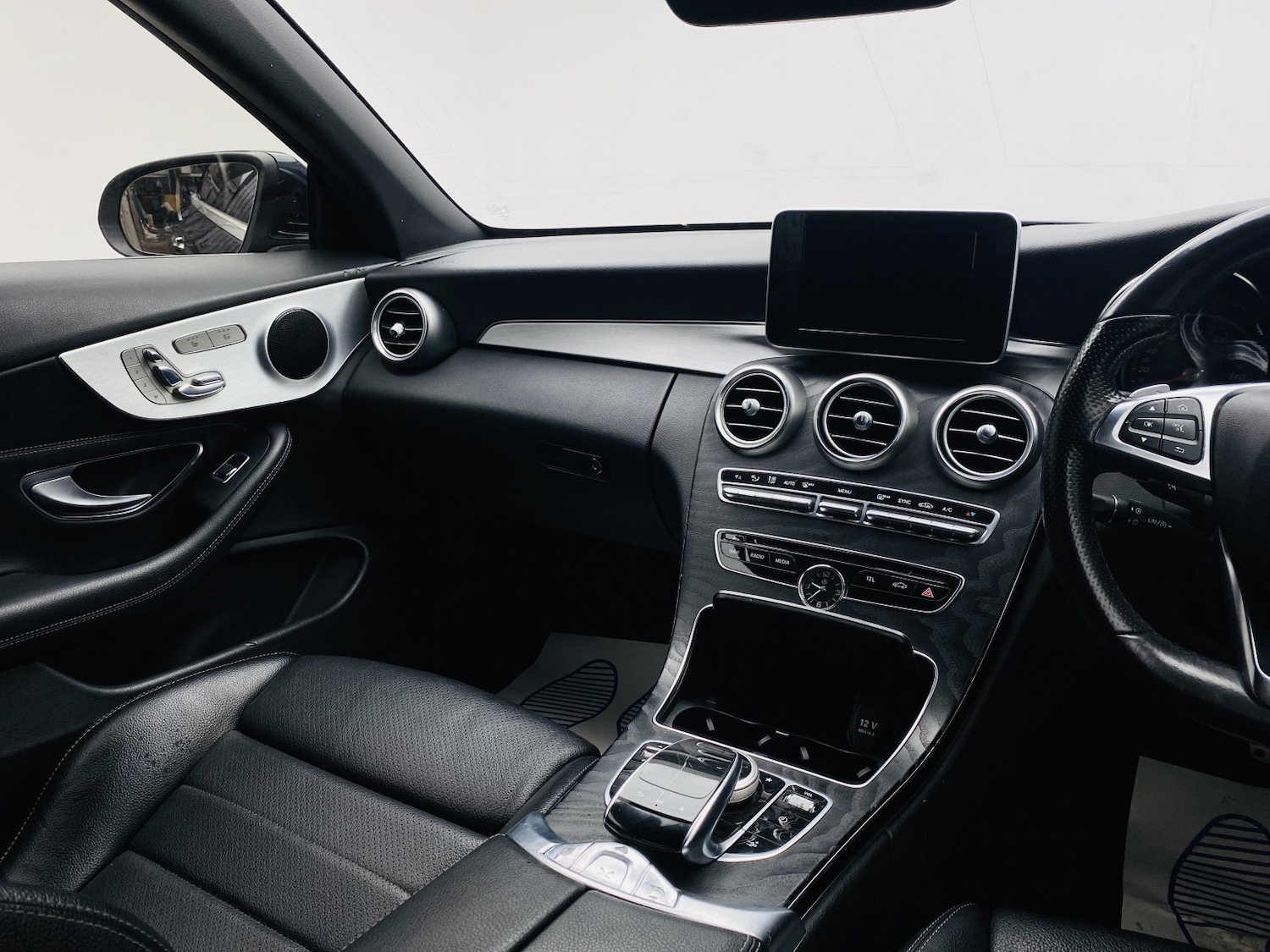 Used Mercedes-Benz C Class 2017 for sale - 77237117: Photo 44