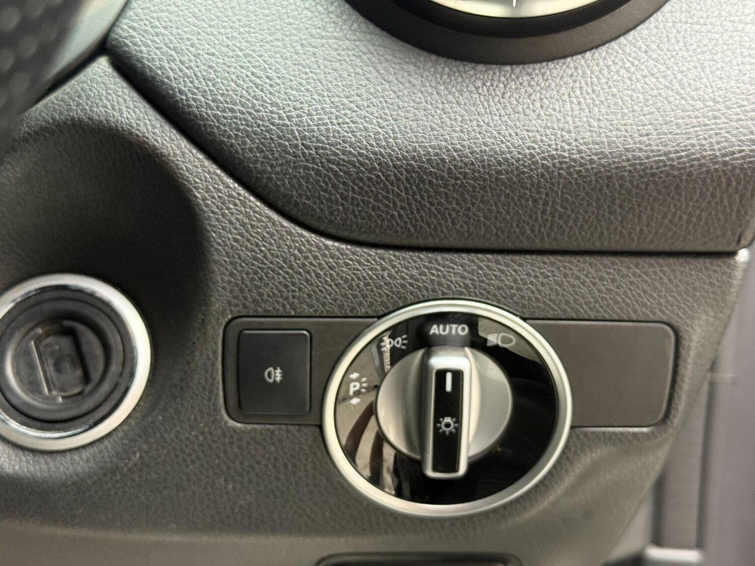 Used Mercedes-Benz CLA 2016 for sale - 76744202: Photo 43