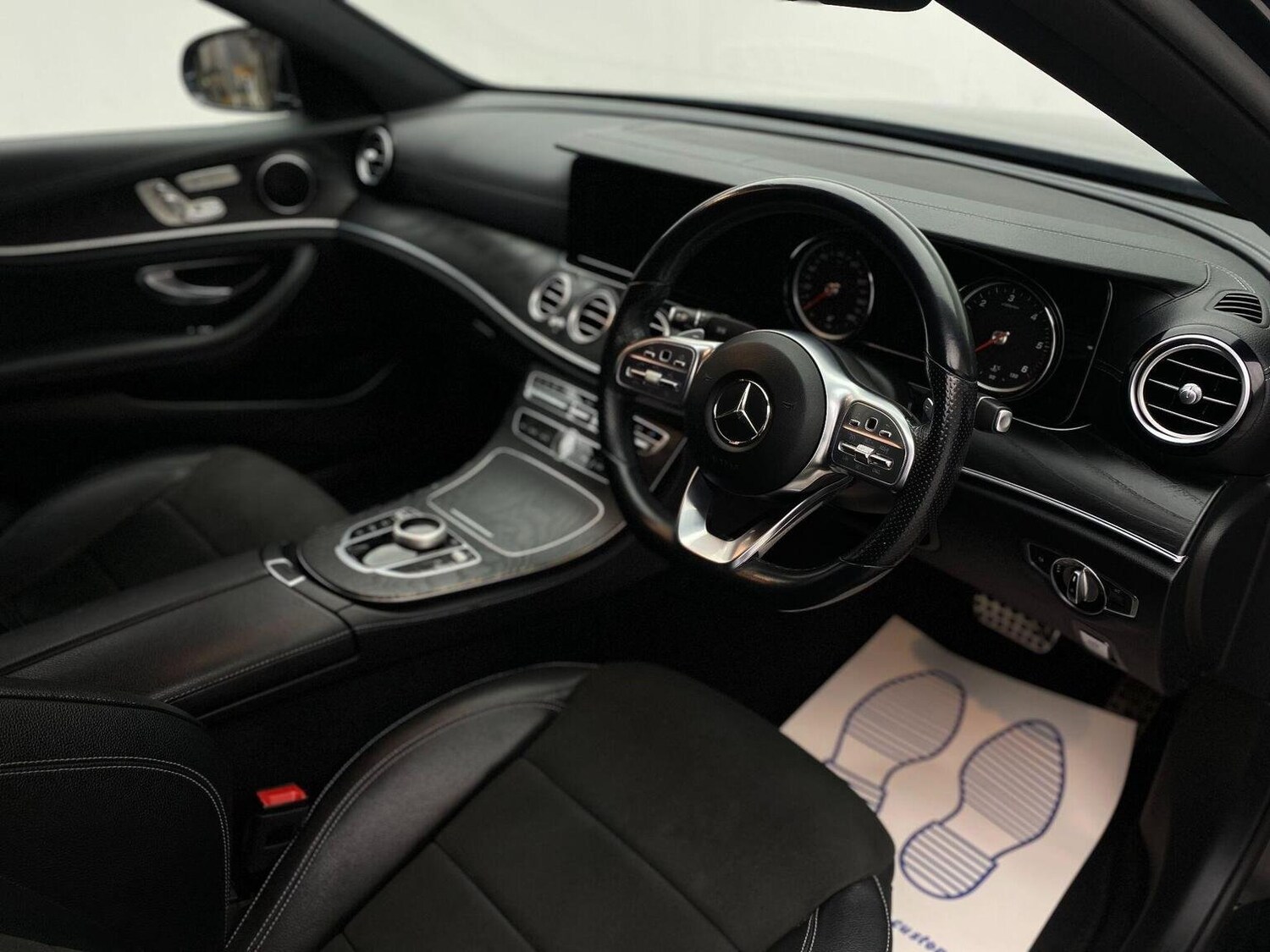 Used Mercedes-Benz E Class 2018 for sale - 76744165: Photo 27