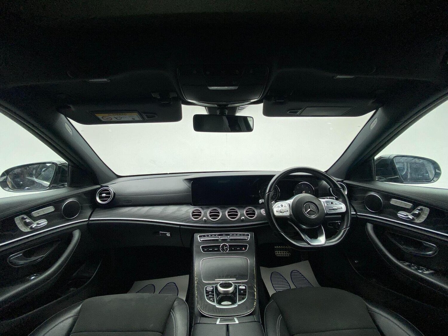 Used Mercedes-Benz E Class 2018 for sale - 76744165: Photo 30