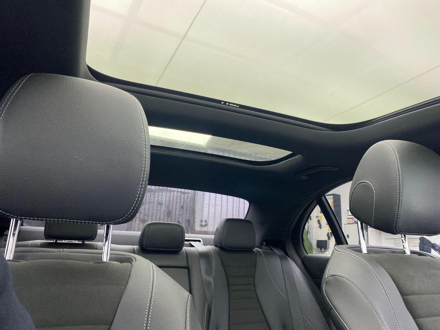 Used Mercedes-Benz E Class 2018 for sale - 76744165: Photo 62