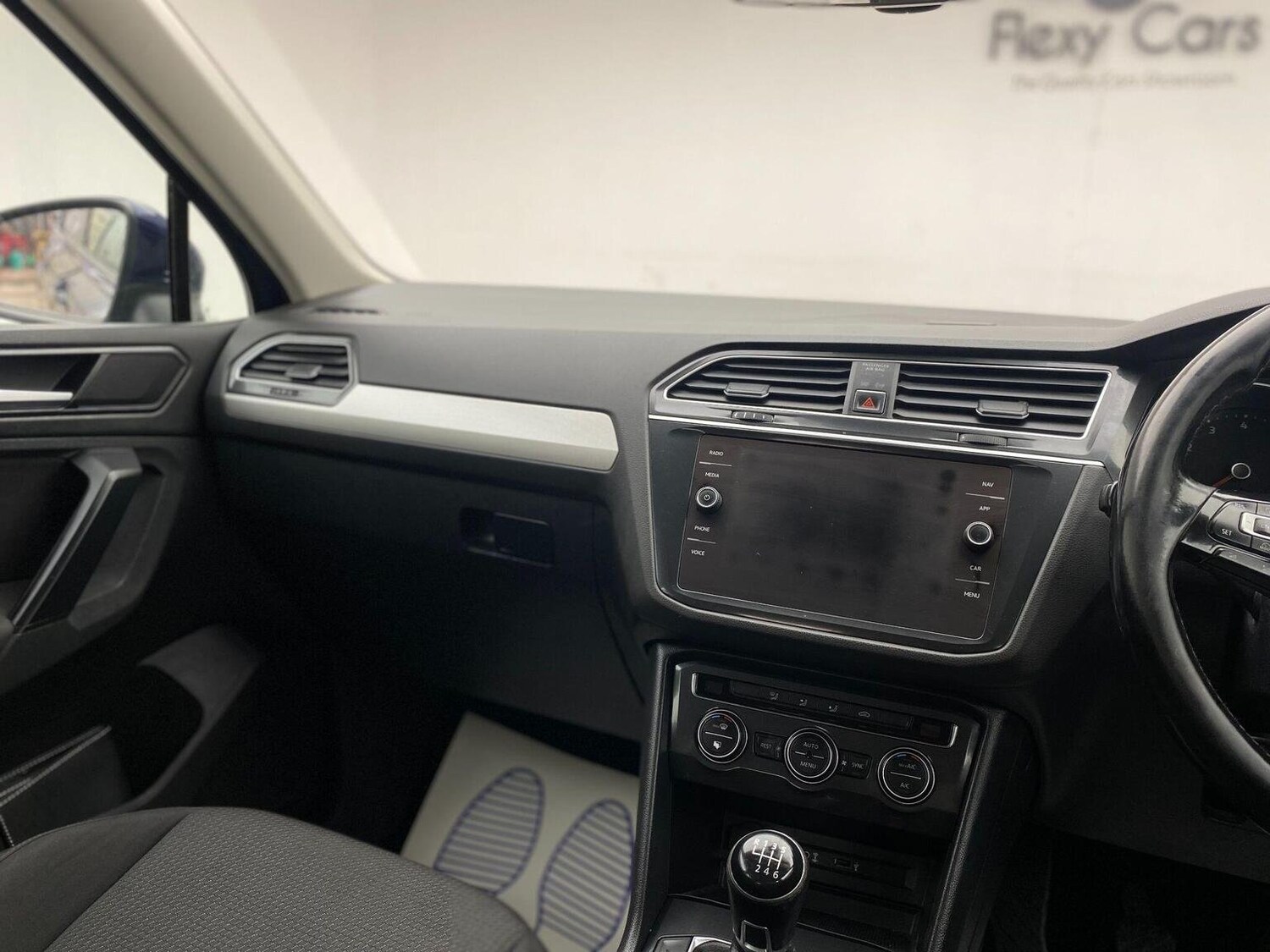 Used Volkswagen Tiguan 2017 for sale - 76744171: Photo 27