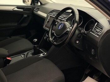 Used Volkswagen Tiguan 2017 for sale - 76744171: Photo