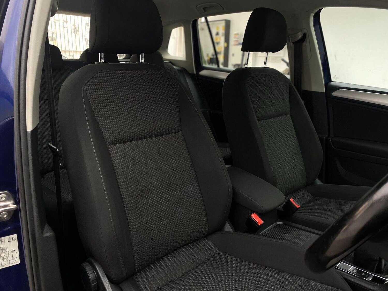 Used Volkswagen Tiguan 2017 for sale - 76744171: Photo 31