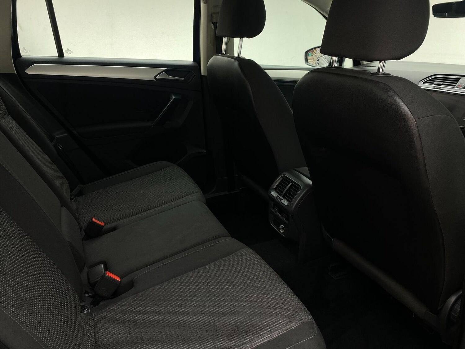 Used Volkswagen Tiguan 2017 for sale - 76744171: Photo 34