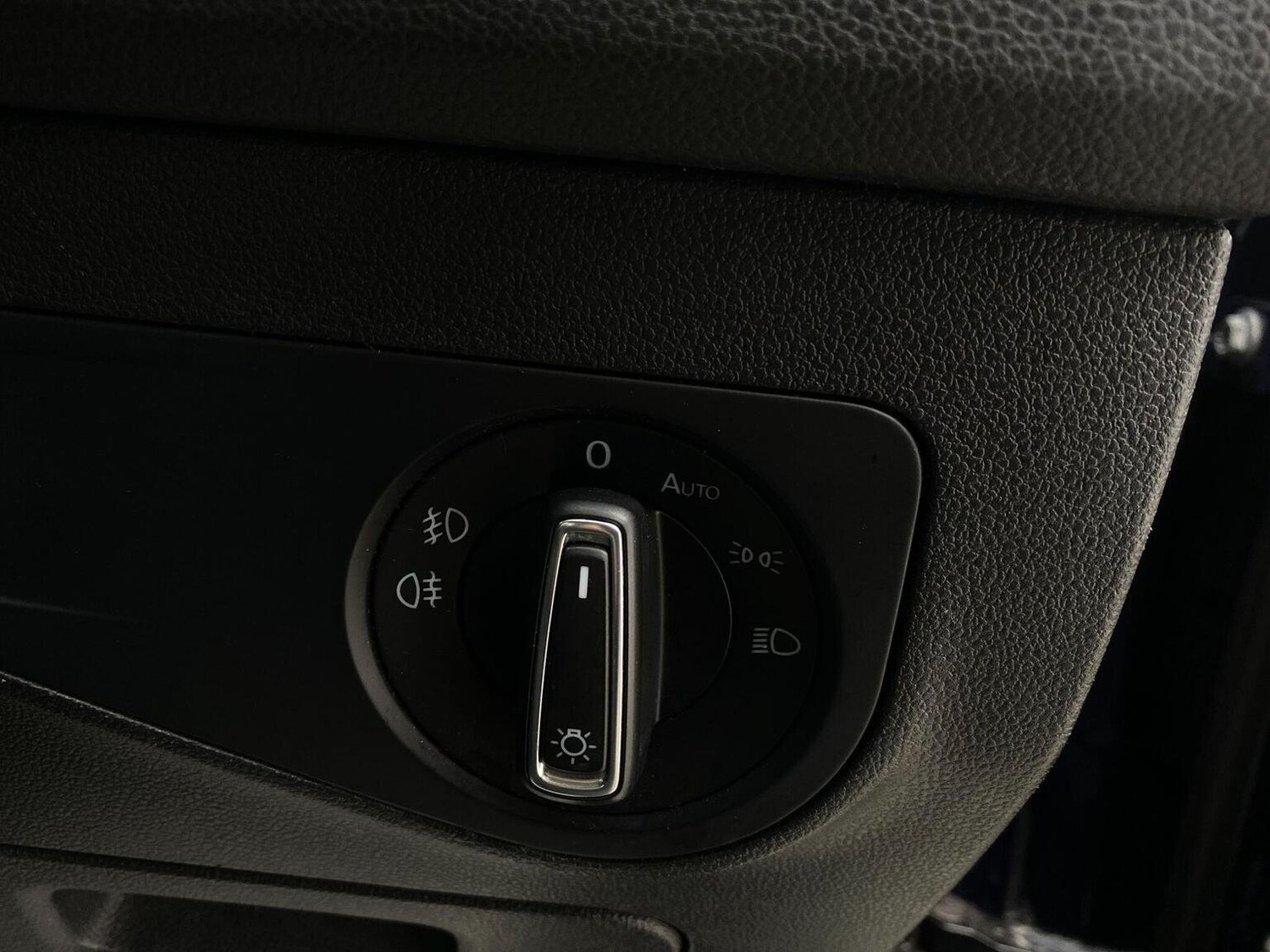 Used Volkswagen Tiguan 2017 for sale - 76744171: Photo 38